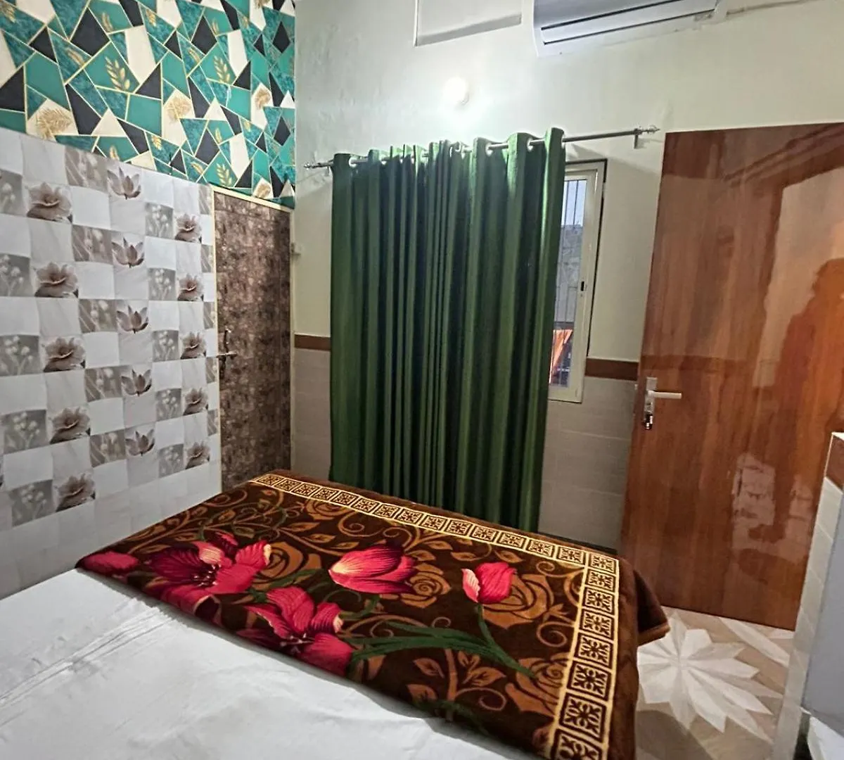 Pensión Narayana Stays Varanasi